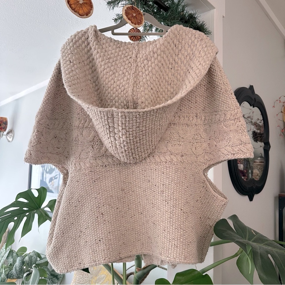 Anthropologie Far Away From Close - Cozy Hooded Short Sleeved Knit Sweater - Picture 6 of 9